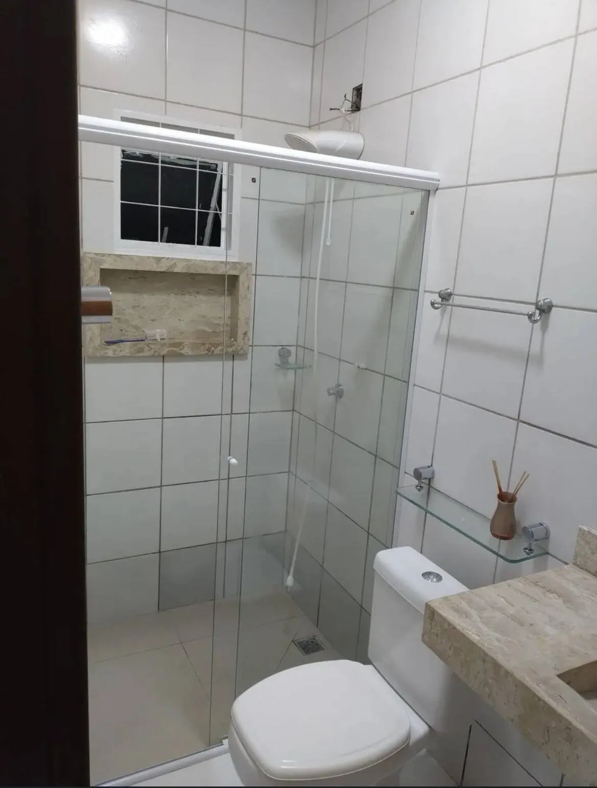 Imagem Casa em condomínio entre Rios bairro Jardim Imperial