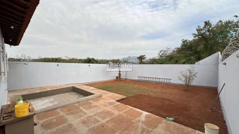 Imagem Casa no bairro Jardim São Bento, em Uberaba - 5 dormitórios