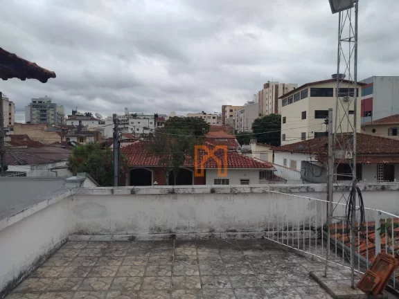 Imagem Casa com 4 dormitórios à venda, 280 m² por R$ 760.000,00 - Varginha - Itajubá/MG
