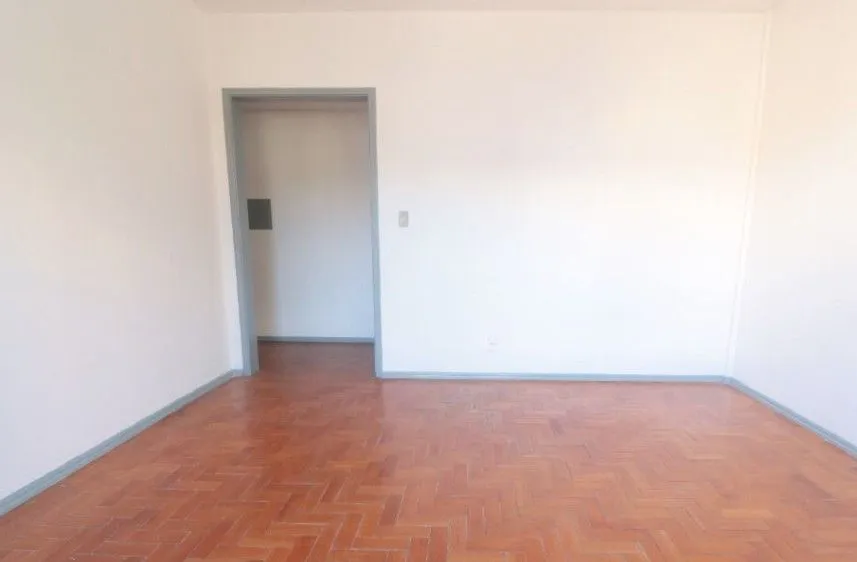 Imagem Apto 02 dorm e 01 vaga, sala, coz, dep emp, frente, 77 m2, Bairro Passo da Areia