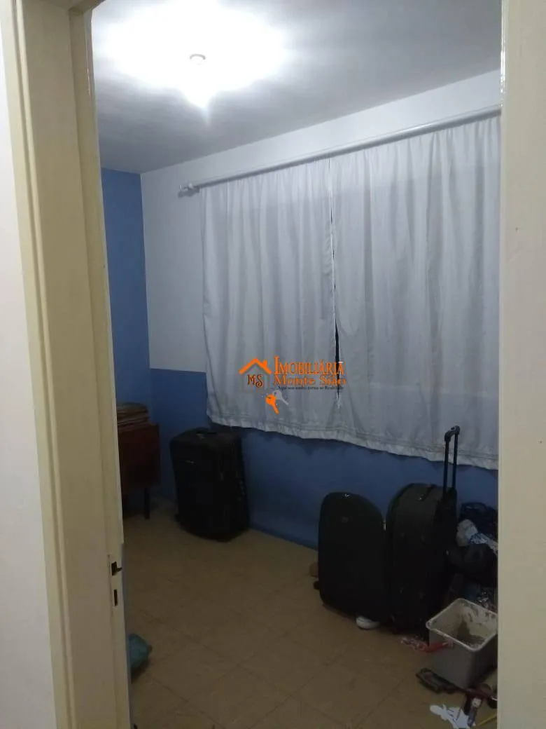 Imagem Casa com 3 dormitórios à venda, 154 m² por R$ 372.000,00 - Jardim Scyntila - Guarulhos/SP