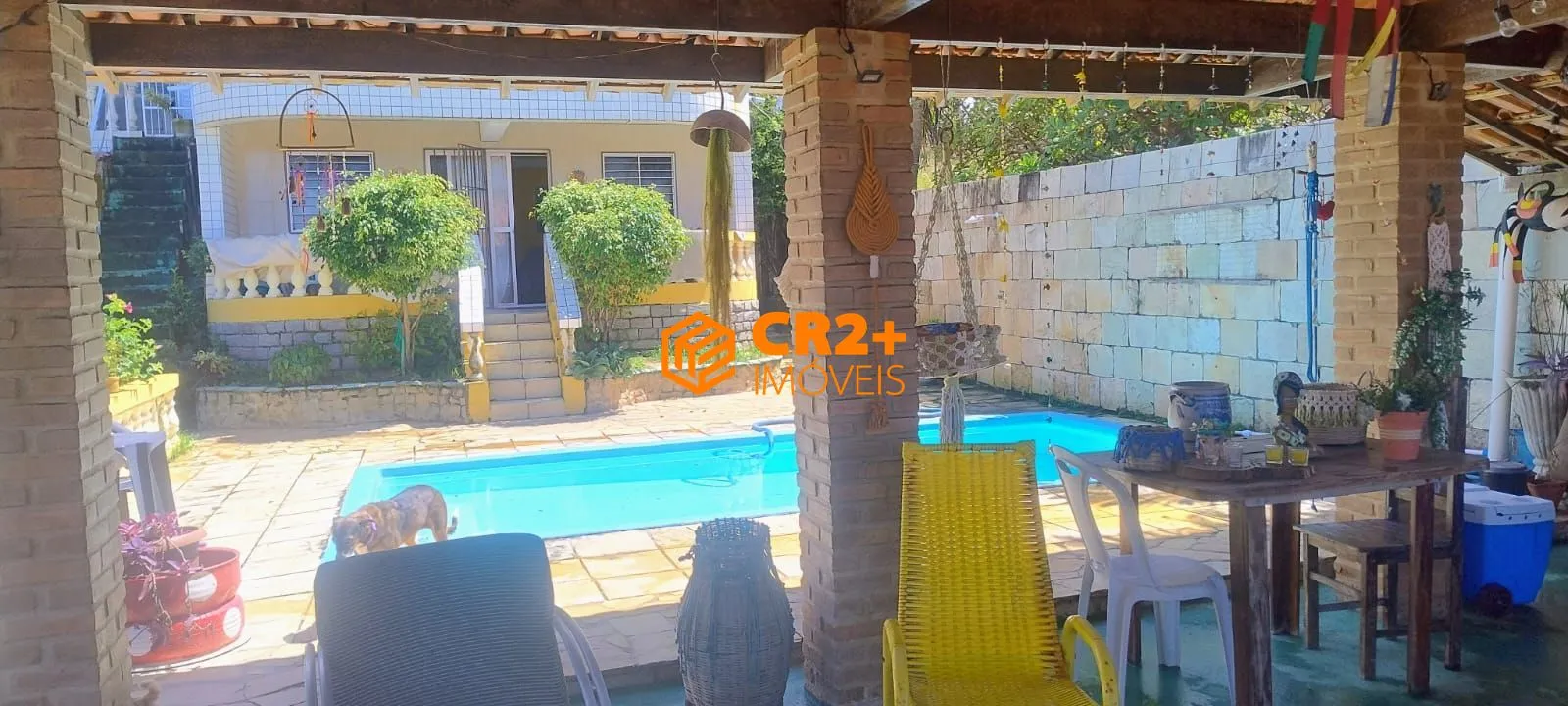 Imagem Vendo Casa triplex 06 quartos, 02 suítes, 03 vagas de garagem, 200 m2 em Cabo de