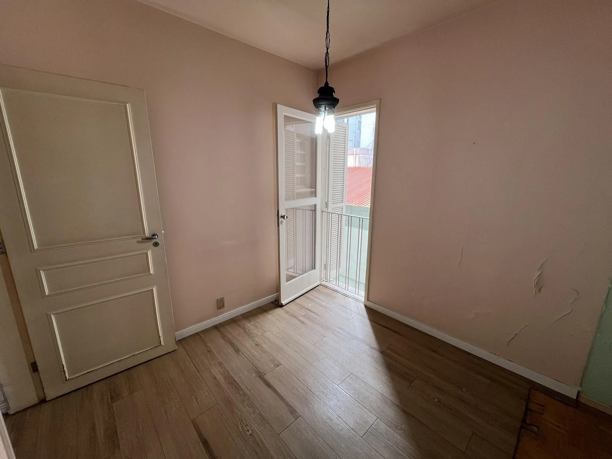 Imagem Apartamento Venda - 190.8m², 3 dormitórios, 1 suíte, 1 vaga - Centro Histórico