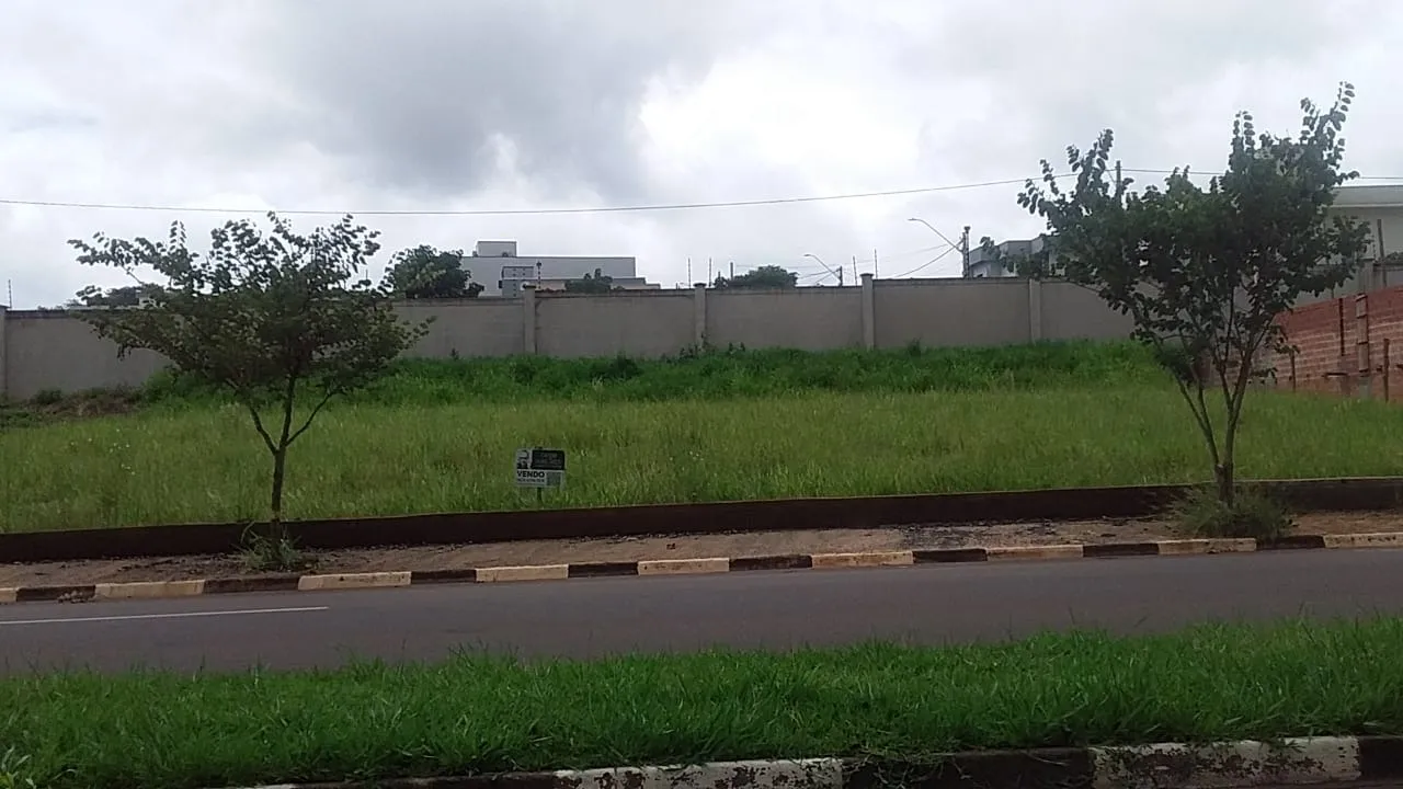 Imagem Venda-se Terreno de 270m² no Jardim Europa em Boituva.