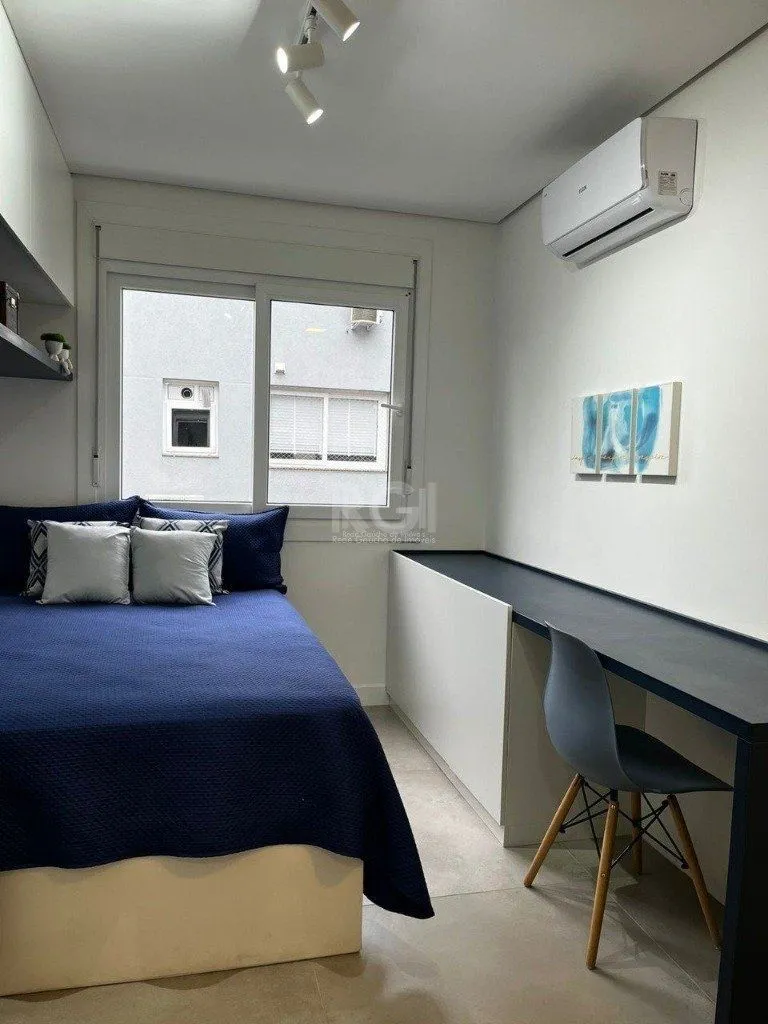 Imagem EXCELENTE APARTAMENTO COM 2 DORMITÓRIOS, 2 SUÍTES, 1 BANHEIRO E 2 VAGAS DE GARAGEM.