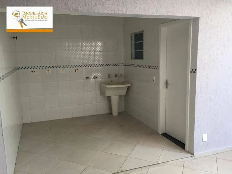 Imagem Sobrado com 3 dormitórios à venda, 200 m² por R$ 930.000,00 - Vila Galvão - Guarulhos/SP