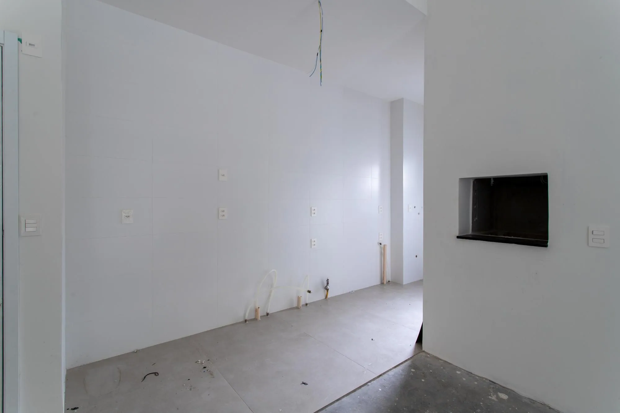 Imagem Apartamento Garden, 2 dormitórios, 1 suíte, 2 vagas, Av Otto Niemeyer e Zaffari
