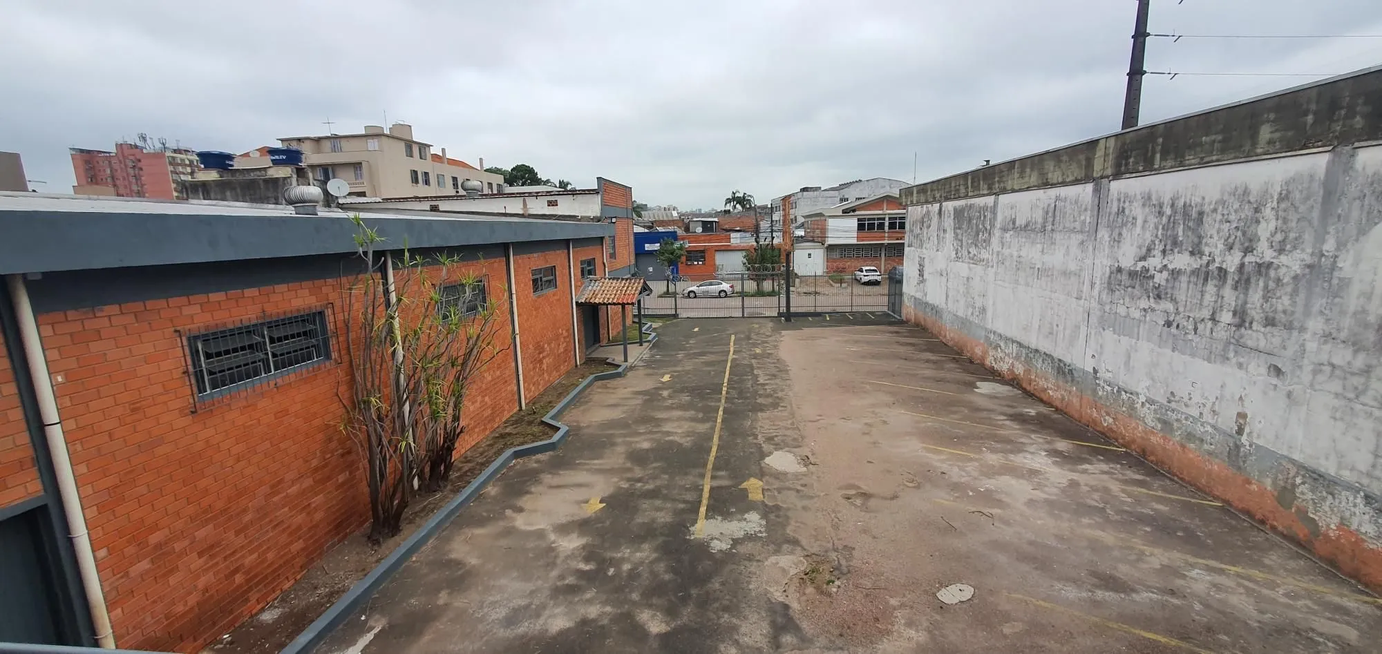 Imagem Pavilhão para Locação - Rua Moura Azevedo