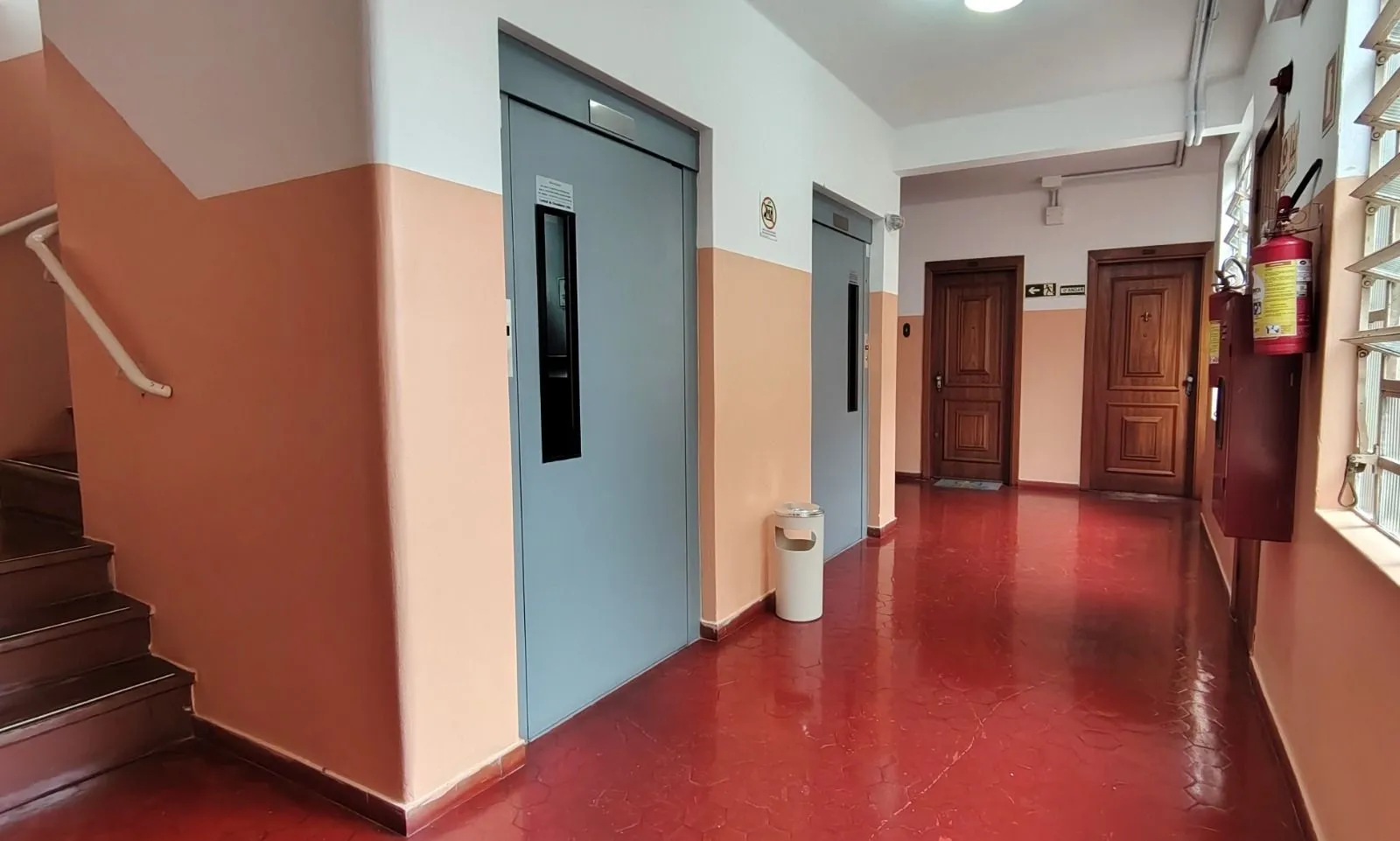 Imagem Apartamento de 3 dormitórios, 2 banheiros no Centro Histórico.
