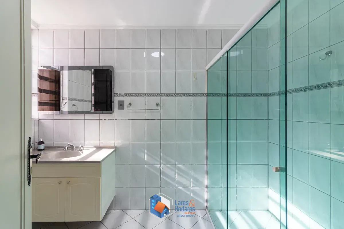 Imagem Casa para venda em Campo Belo com 4 quartos, sendo 3 suítes, 280m²