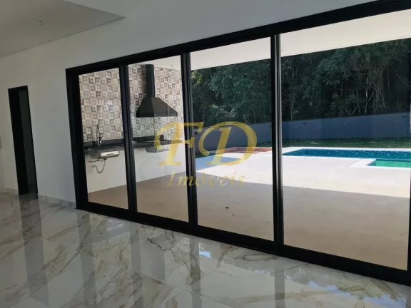 Imagem Casa Térrea de Alto Padrão em Condomínio Fechado Atibaia