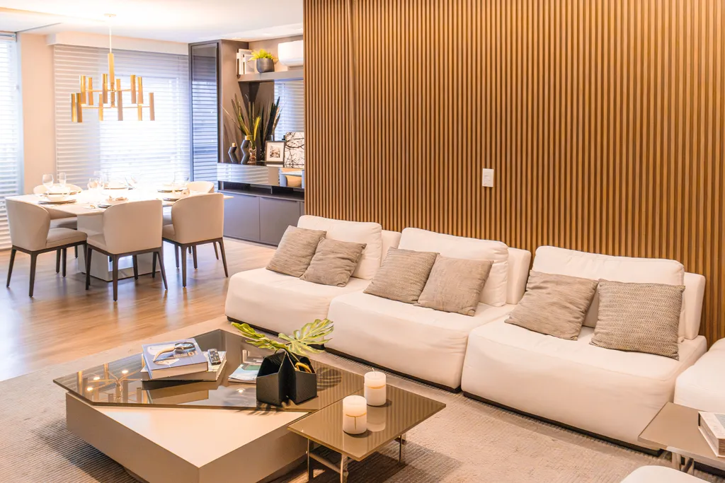 Imagem Oportunidade única! Apartamento de 3 quartos no Centro de Curitiba-PR, com 106,43m² e 1 vaga de garagem. Venha conferir!