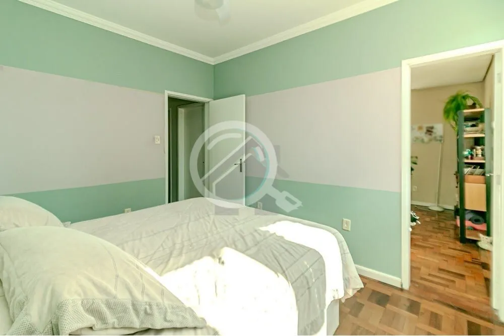 Imagem Descubra o charme deste aconchegante apartamento localizado na vibrante Cidade Baixa, um dos bairros...