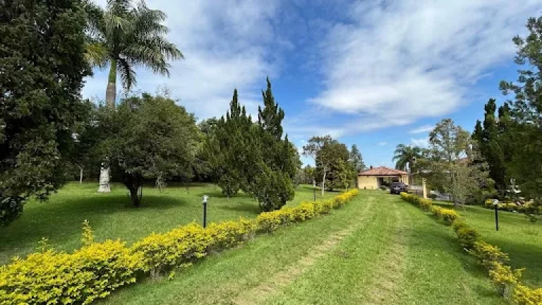 Imagem Chácara com 3 dormitórios à venda, 5000 m por R$ 899.000,00 - Cercado - Araçoiaba da Serra/SP