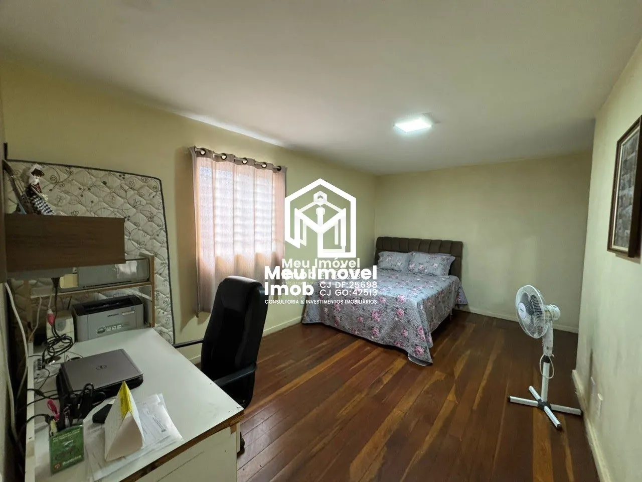 Imagem Casa 6 Quartos 1 Suíte 3 Vagas 128m² Guará II