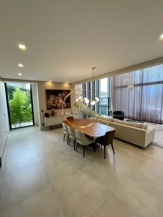 Imagem Casa, 460m², 4 Suítes, Condomínio Residencial Jaguary, Urbanova.