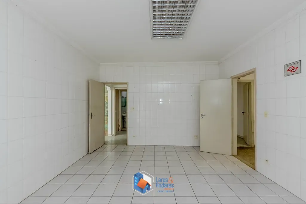 Imagem Casa à venda 4 Quartos 1 Suite 2 Vagas 261M² Jardim Jabaquara São Paulo - SP