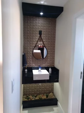 Imagem Casa de Alto Padrão em Garopaba-SC: 3 Dorms, Piscina, 275m², Próx. ao Centro e Praias