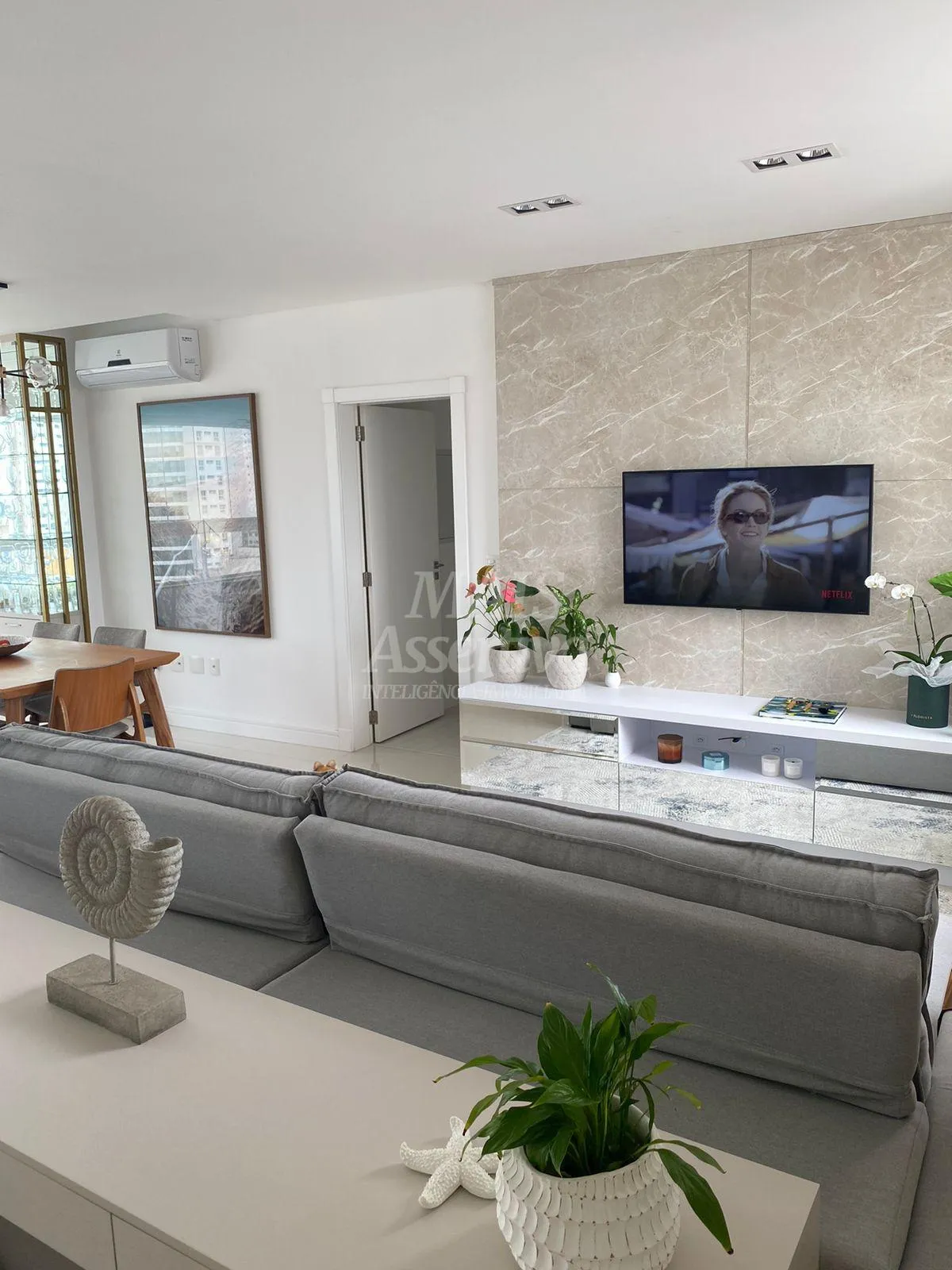 Imagem Excelente apartamento de alto padrão a venda no centro de Balneário Camboriú/SC