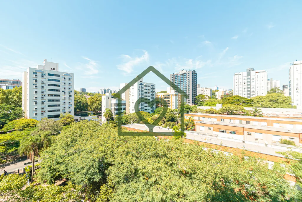 Imagem No coração do bairro Boa Vista, 2 dormitórios , semimobiliado, andar alto, living para 2 ambiente...