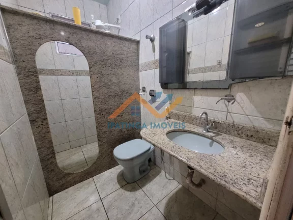 Imagem Casa em ótima localização no bairro Bom Retiro - Ipatinga