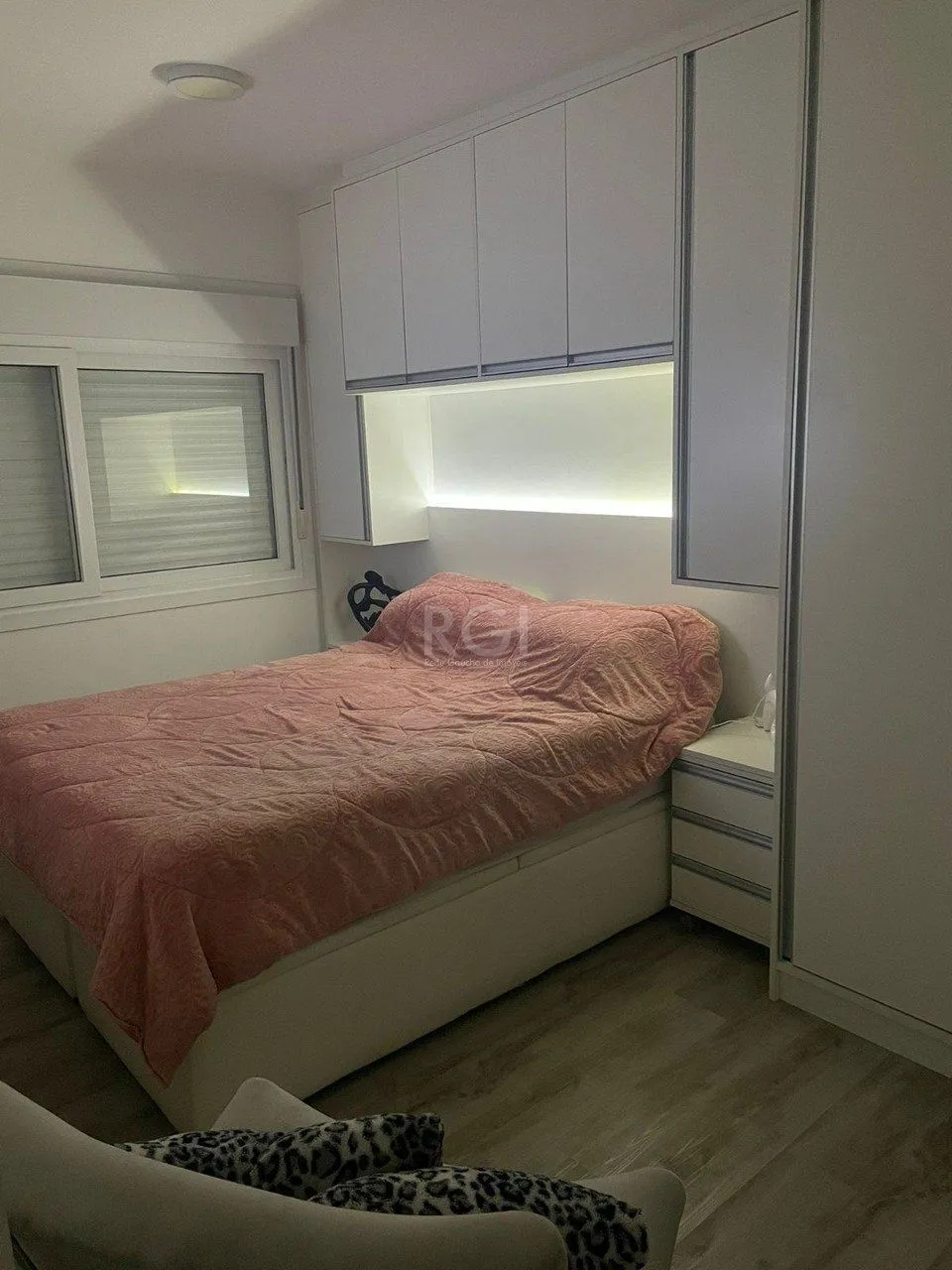 Imagem Apartamento para Venda - 60m², 2 dormitórios, sendo 1 suites, 1 vaga - Glória