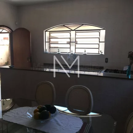 Imagem Casa Sobrado à Venda 4 Quartos 1 Suíte 220m² - Bairro Santana - SJC