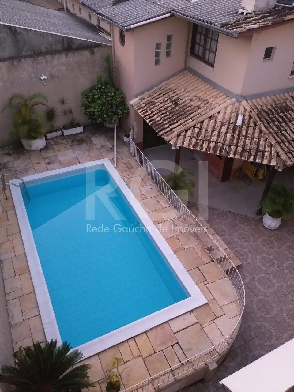Imagem Casa para Venda - 750m², 6 dormitórios, sendo 3 suites, 4 vagas - Partenon