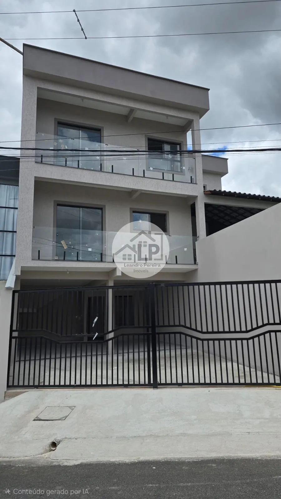 Imagem Casa 180m² - 3 Qts (2 Suítes c/ Closet) - Ipiranga II (Melhor Bairro de Resende)