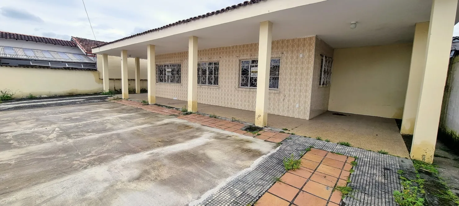 Foto do imóvel Casa à venda 3 Quartos, 1 Suite, 8 Vagas, 1200M², Moreira César, Pindamonhangaba - SP