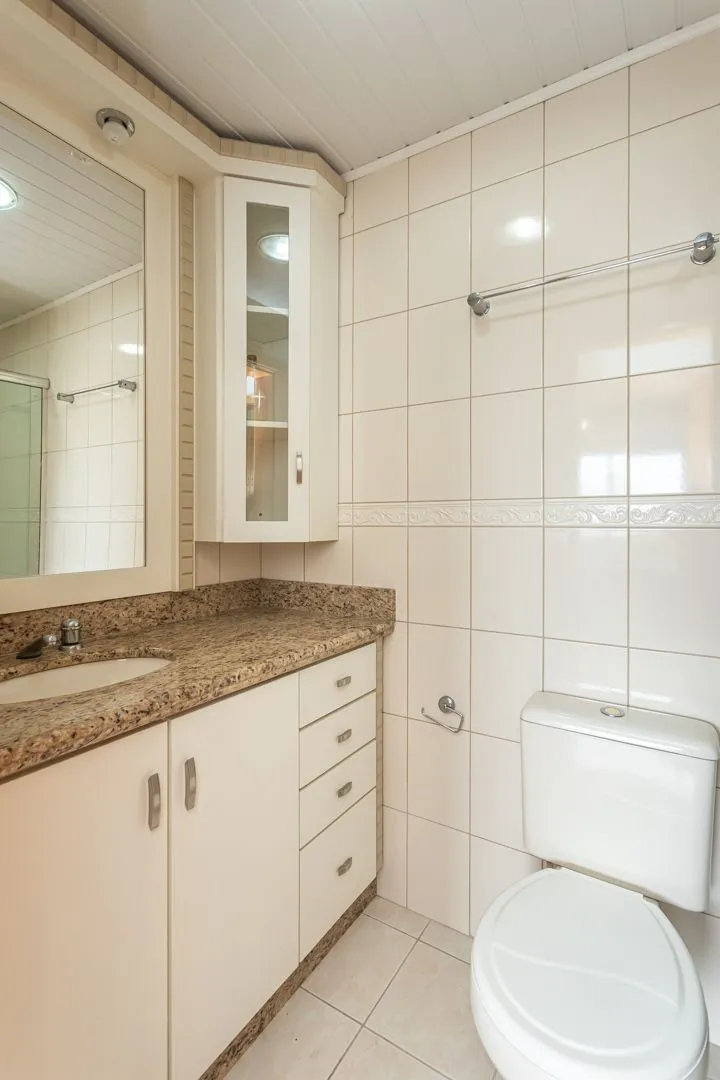 Imagem Apartamento na Cidade Baixa de 2 dormitórios e vaga DESOCUPADO
