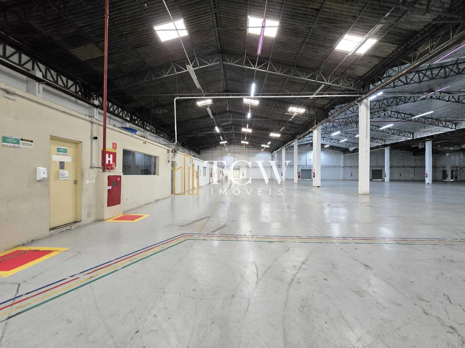 Imagem GALPÃO LOGÍSTICO PARA LOCAÇÃO | 9.507 m² | 37 DOCAS | AO LADO DA MARGINAL TIETÊ