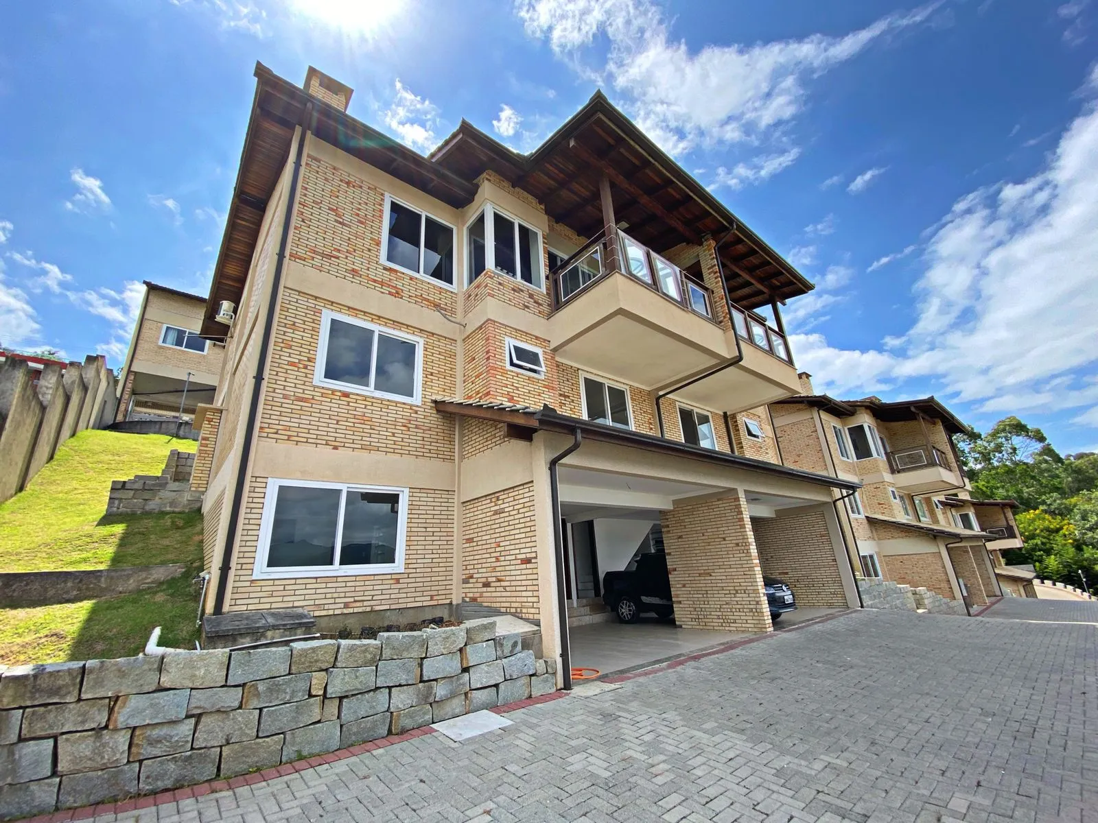 Foto do imóvel Casa com vista para o mar à venda com 200m2 por R$ 3.250.000,00