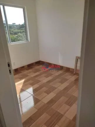 Imagem Apartamento com 2 dormitórios à venda - Jardim Itaqui - Campo Largo/PR