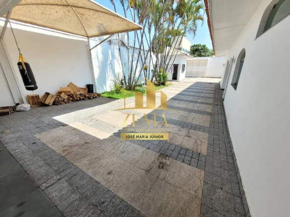 Imagem casa térrea, 1400 m2 terreno, construção 500 m2, 04 St, Piscina, Quadra
