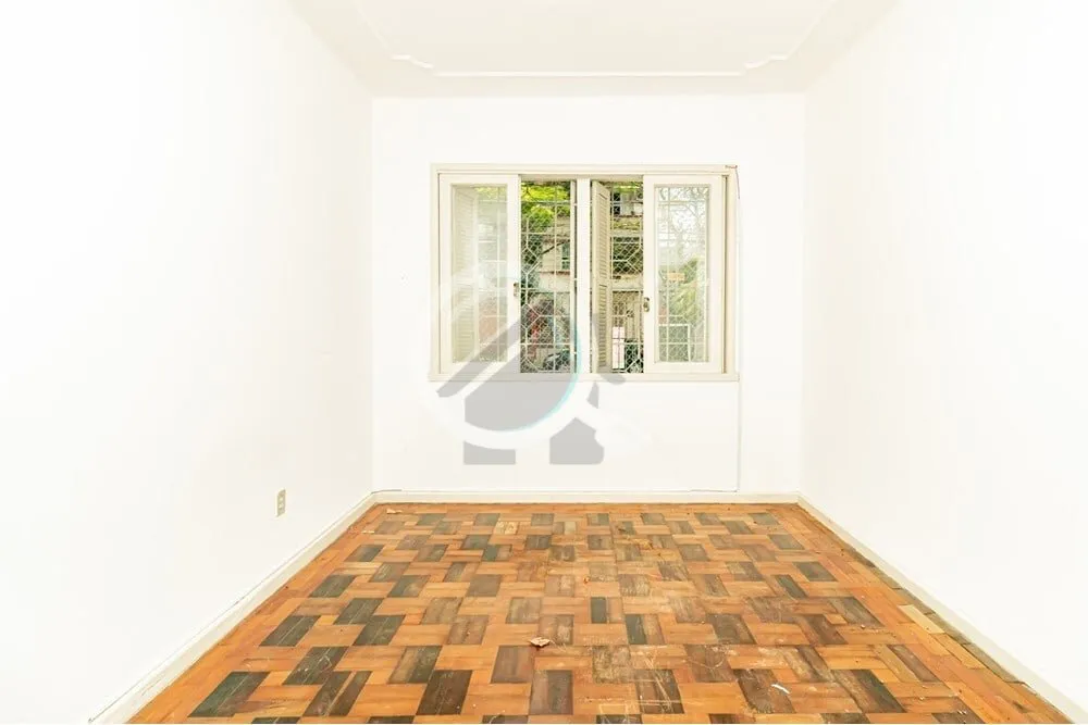Imagem Localizado na Rua Felipe Camarão, 553, este apartamento de 89m² oferece uma excelente oportunidade...