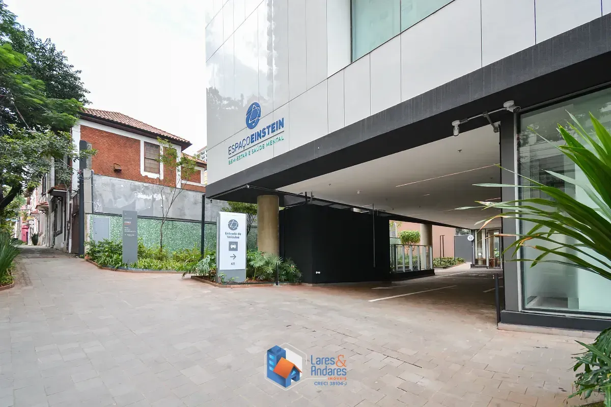 Imagem Conjunto comercial para venda em Cerqueira César, 36m²