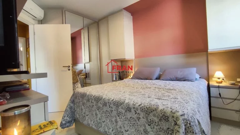 Imagem Belíssimo Apto de 3 dorms/Suíte 2 vagas de garagem.