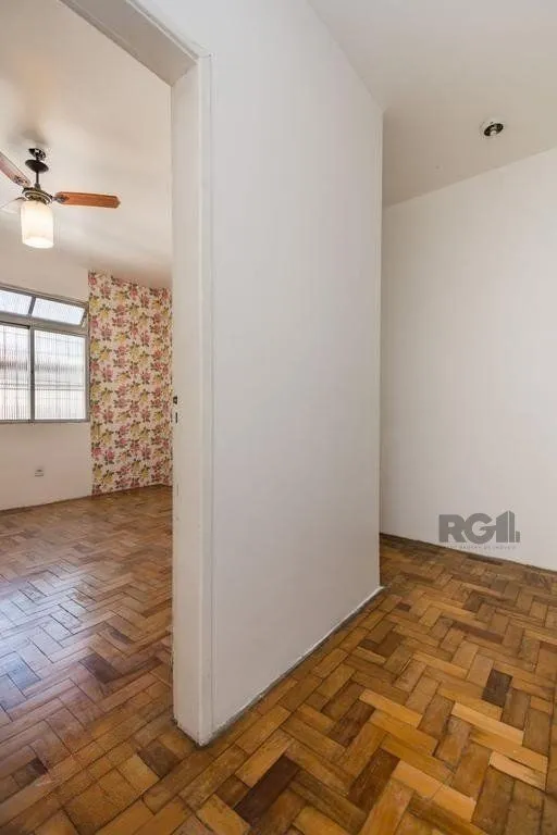 Imagem Excelente casa de 132m² com 4 dormitórios no centro histórico.