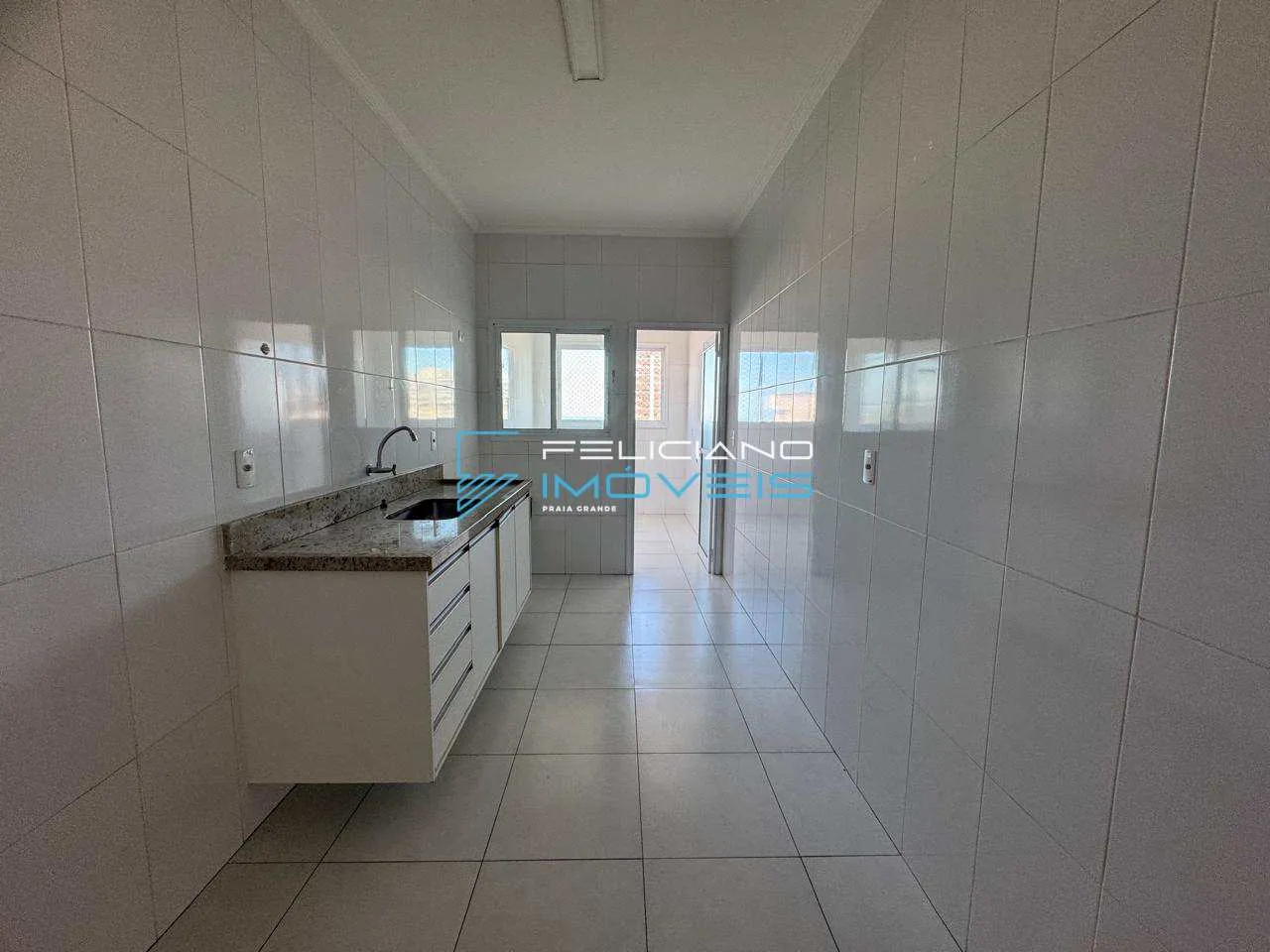 Imagem Apartamento com 2 quartos, Ocian, Praia Grande - R$ 677 mil, Cod: 6423