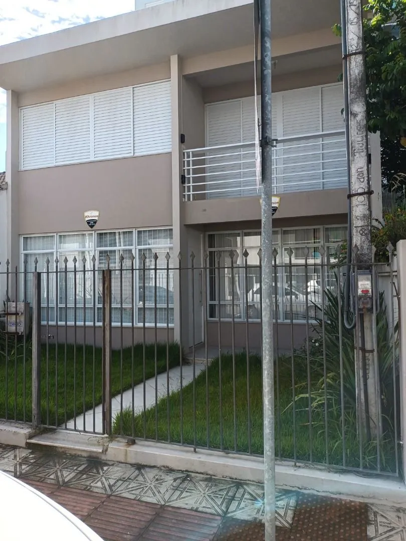 Imagem Casa à venda com 3 quartos , 192m² em Estreito Florianópolis