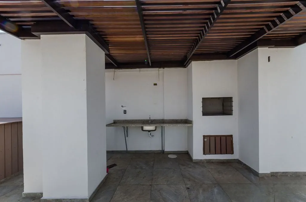 Imagem Apartamento pra investidor, 1 dormitório 51m², privativos 01 vaga locado. TOTALMENTE MOBILIADO R. Plácido de Castro - Azenha - Porto Alegre