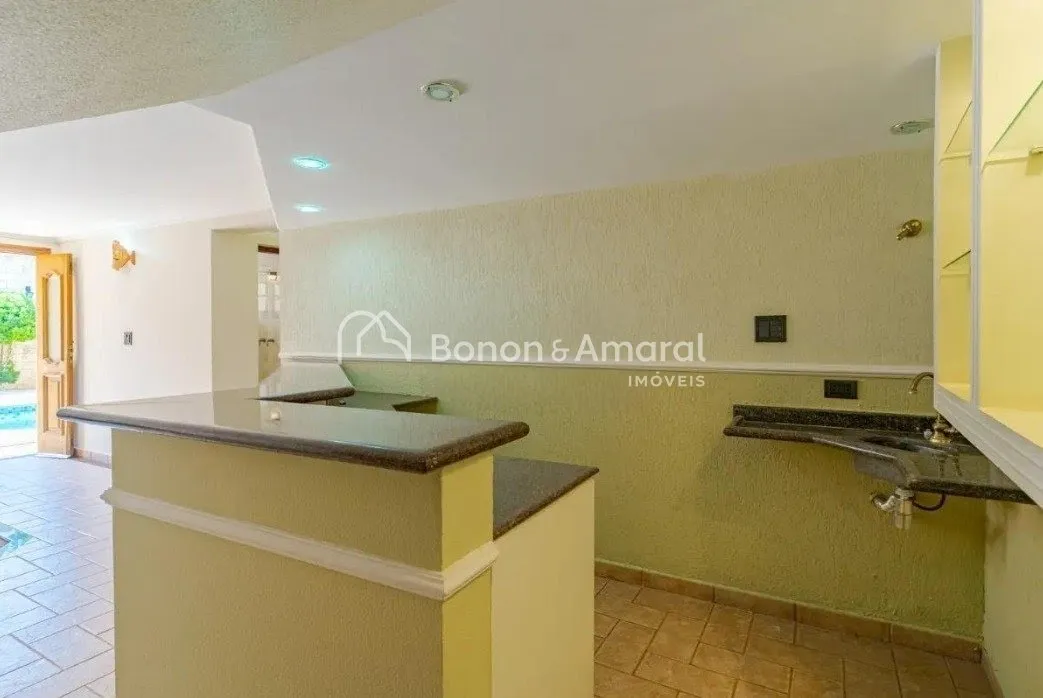 Imagem Casa de Condomínio com 4 Quartos à venda, 355m² San Conrado