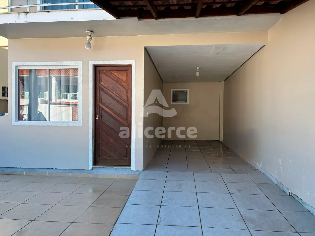 Imagem Sobrado à venda com 3 quartos 1 suíte, 78m² em Potecas São José