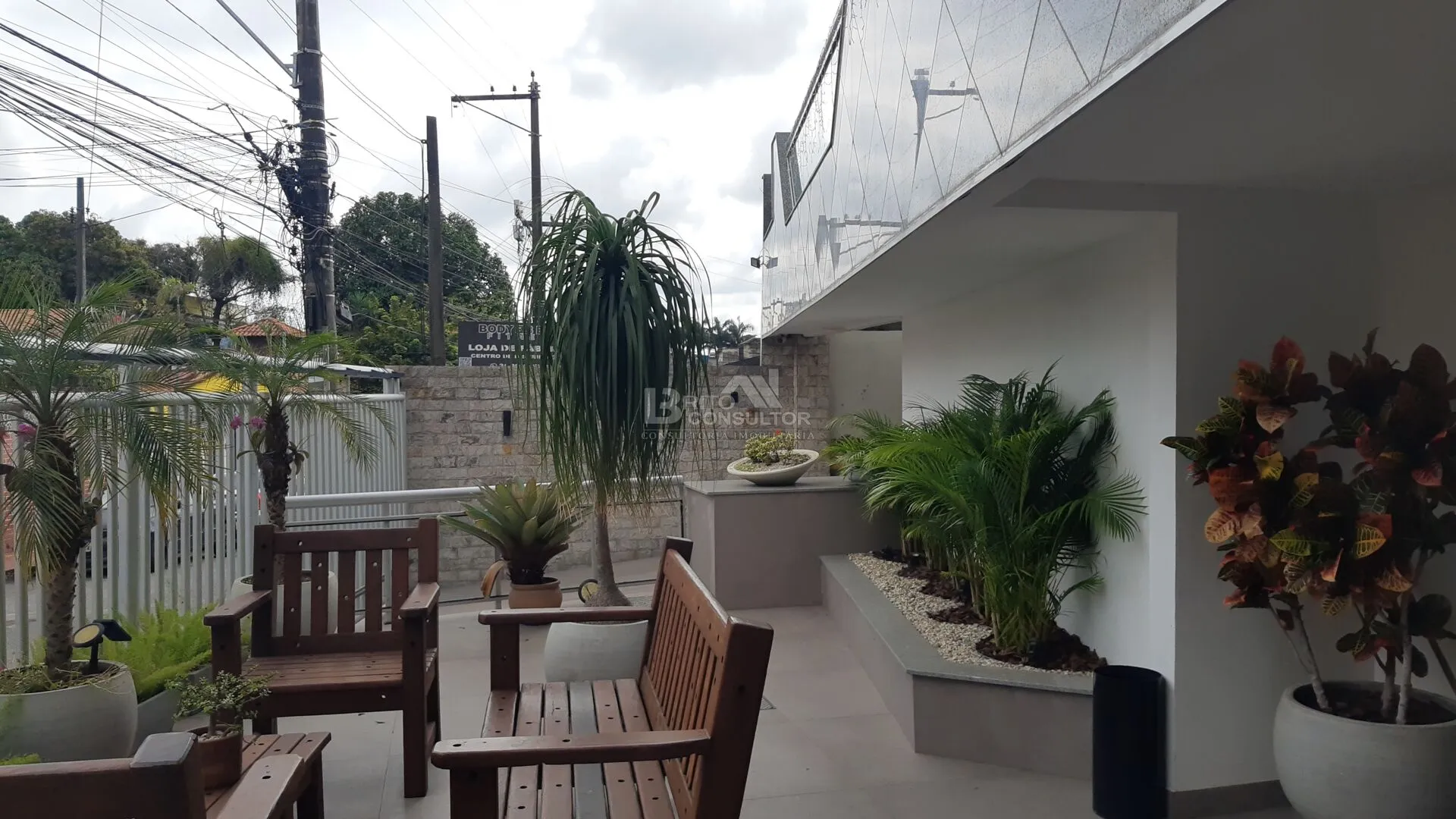 Imagem Apartamento 2 Quartos à Venda no Mutondo | Alcântara - 112 m², Varanda | Garagem | Dependência Completa