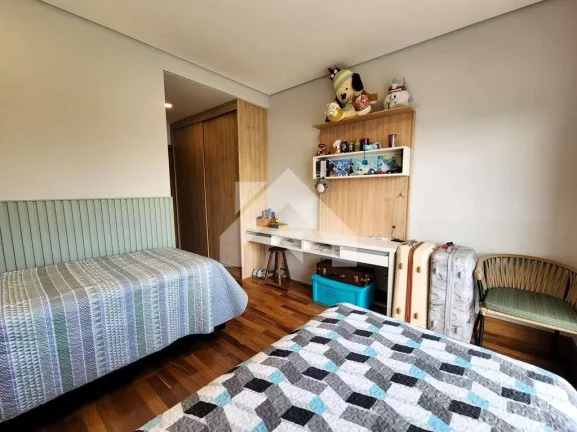 Imagem Casa de Condomínio em Granja Viana - Carapicuíba