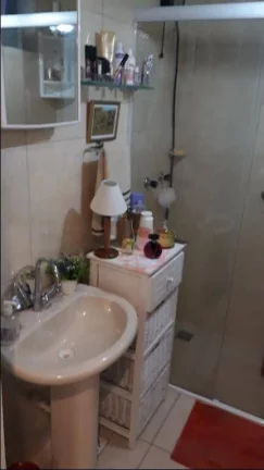 Imagem Próximo ao Clinicas com 2 dormitórios.