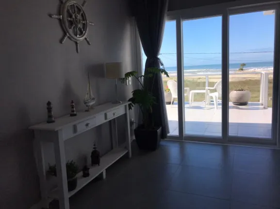 Imagem Casa com 5 Quartos à Venda, 120 m² em Capão Novo - Capão da Canoa