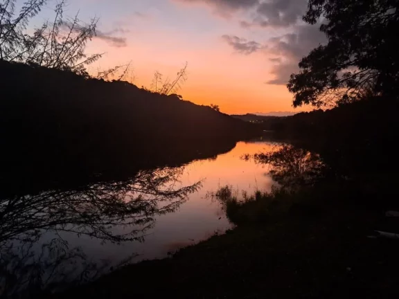 Imagem Chacara Pe na água na Represa em Vargem - Represa Jaguari