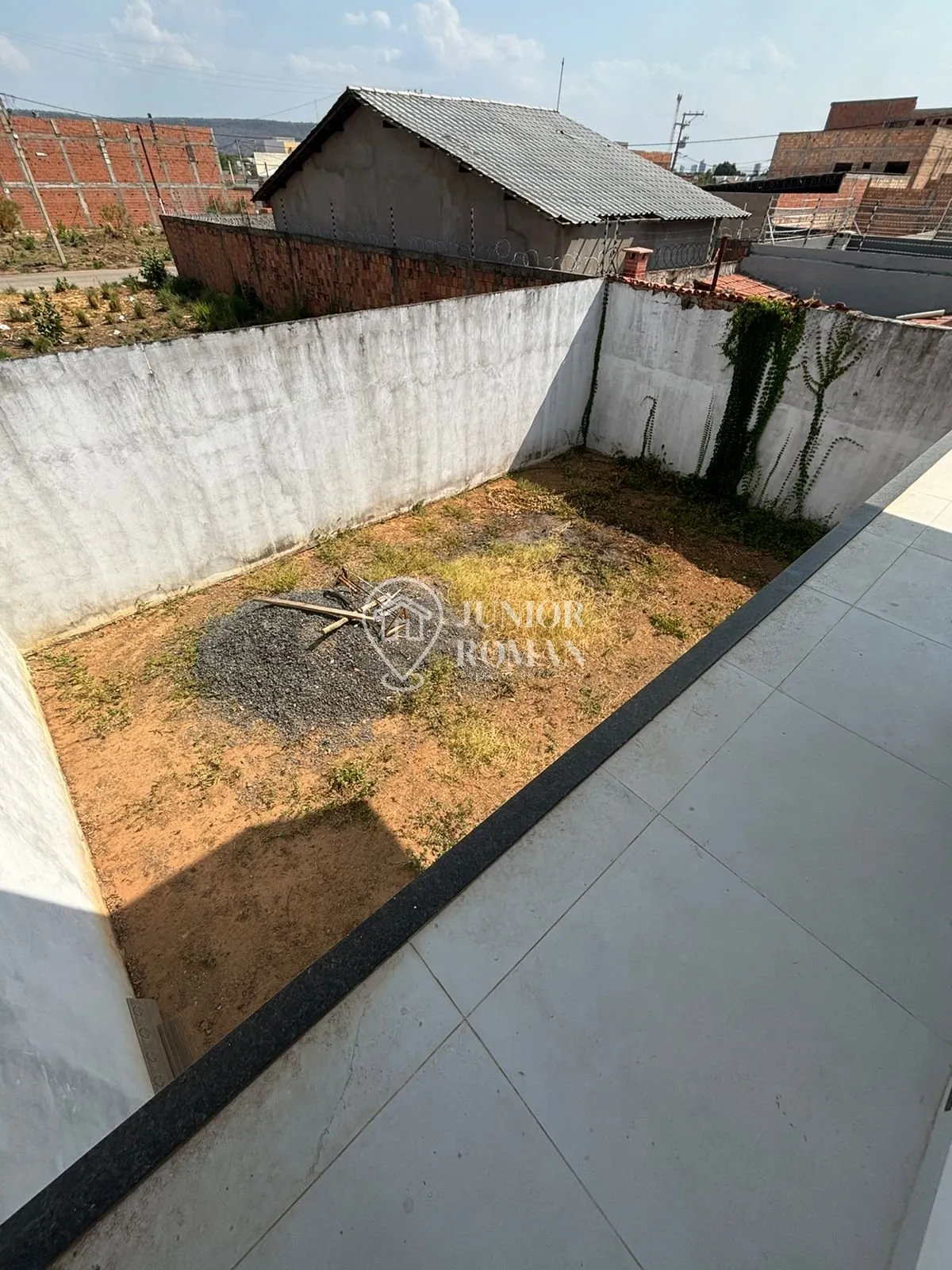 Imagem LINDO SOBRADO ALTO PADRAO 252M² - OPORTUNIDADE NO JD VITORIA - BARREIRAS/BA